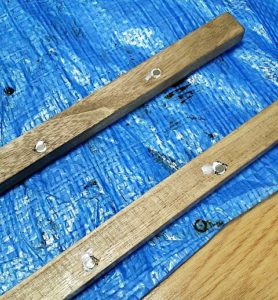 超強力磁石を貼り付けた木材