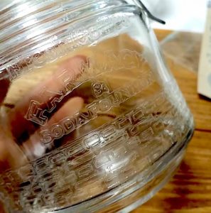 エンボス加工でリメイクした瓶